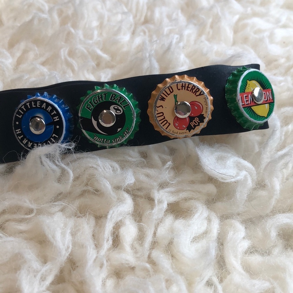 ⭐️Little Earth Belt⭐️must bundle for discount